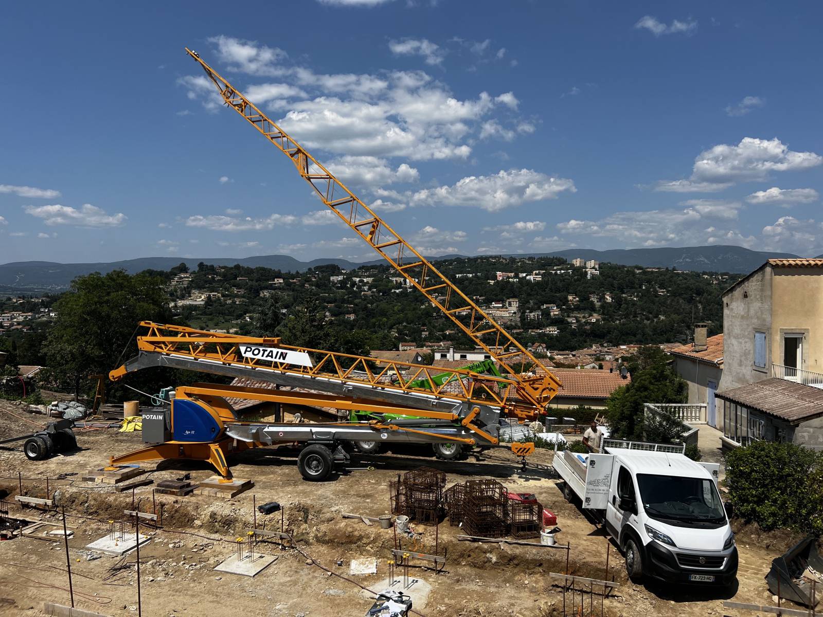 Location de grue de chantier pas cher Pertuis 84120 